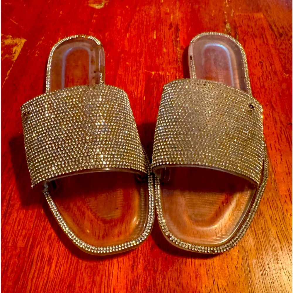 Juicy Couture clear plastic and rhinestone slides